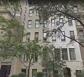 42 East 75th Street in Lenox Hill