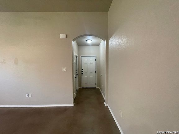 2nd image of 758 Saengerhalle Rd