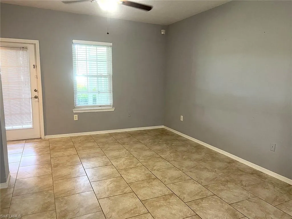 2 bed, 2.0 bath, 1052 sqft, $1,850 — Photo 4