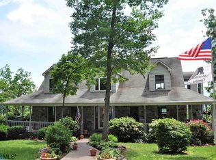 184 Clark Ln, Washington, VA 22747