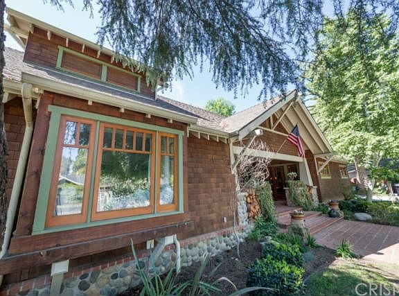 3rd image of 22616 Califa St