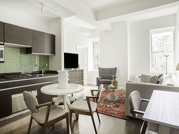 2nd image of 116 John St APT 1211