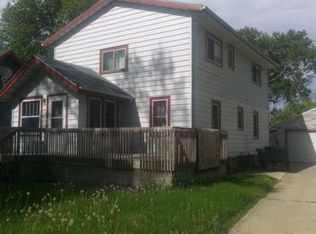 812 3rd St SE, Willmar, MN 56201