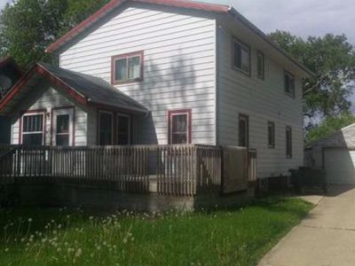 812 3rd St SE, Willmar, MN, 56201
