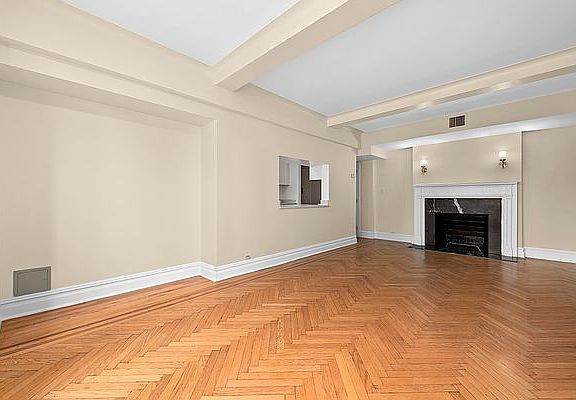 2nd image of 210 E 68th St #12CD
