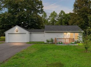 5069 Brookfield Rd, Lee Center, NY 13363