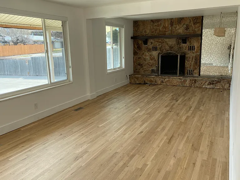 8728 S 1185 E — Photo 11