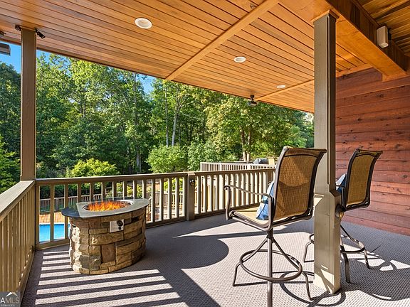 87th image of 1091 Echota Rd