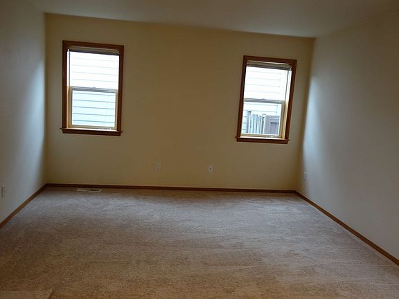 2nd image of 7325 261st St NW