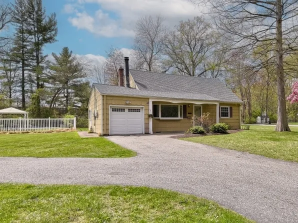 48 Evergreen Dr, Lincoln Park Boro, NJ 07035