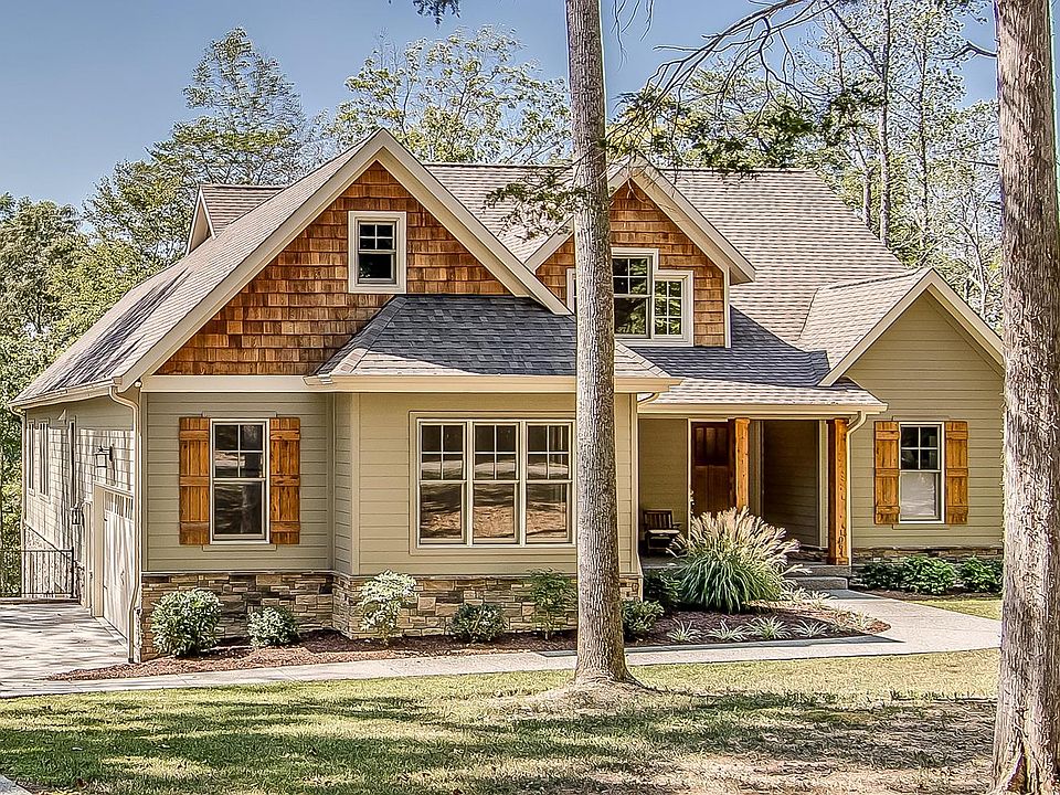 1st image of 1064 Founders Ln