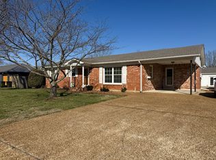 422 7th St, Lawrenceburg, TN 38464