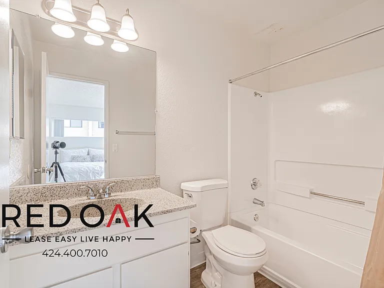 6601 Victoria Ave #107 — Photo 11
