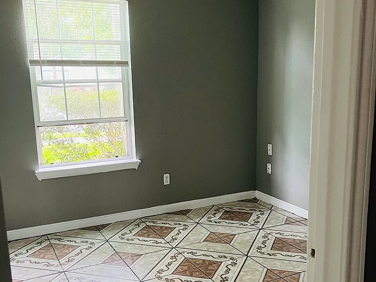 5306 Jewel St — Photo 6
