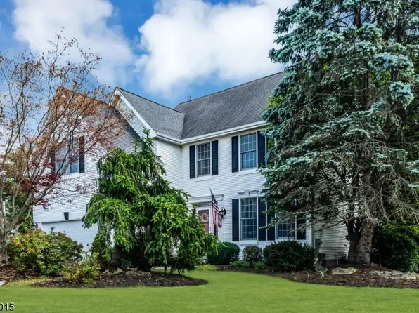 6 Champions Cir, Branchburg Twp., NJ 08876