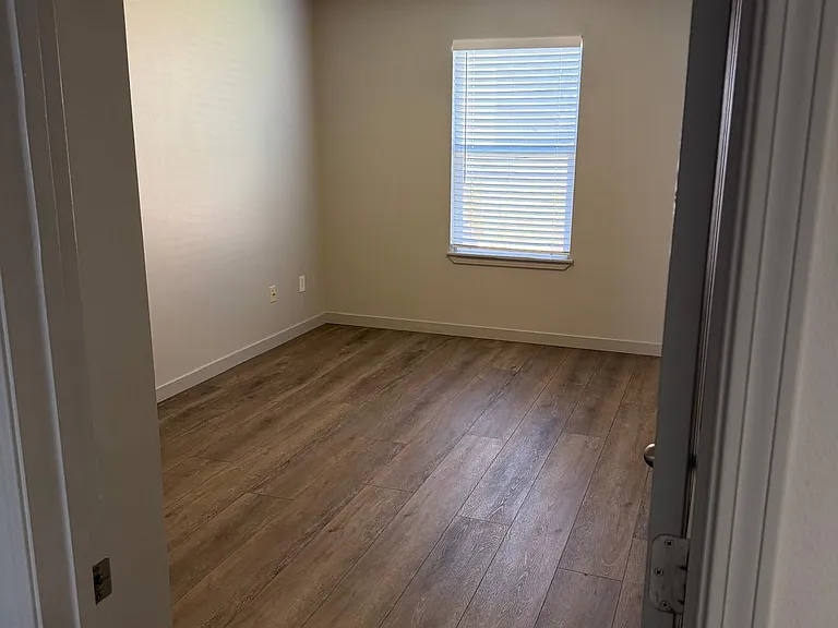 9628 W Idlewood Dr — Photo 6