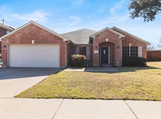 2511 Rio Grande Dr, Grand Prairie, TX 75052