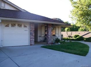 19335 Oak Plaza Ct, Newhall, CA 91321