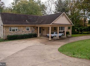 3117 Sleepy Hollow Rd, Falls Church, VA 22042