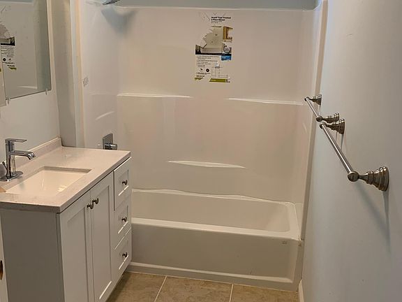 4th image of 3675 S Gramercy Pl #3675