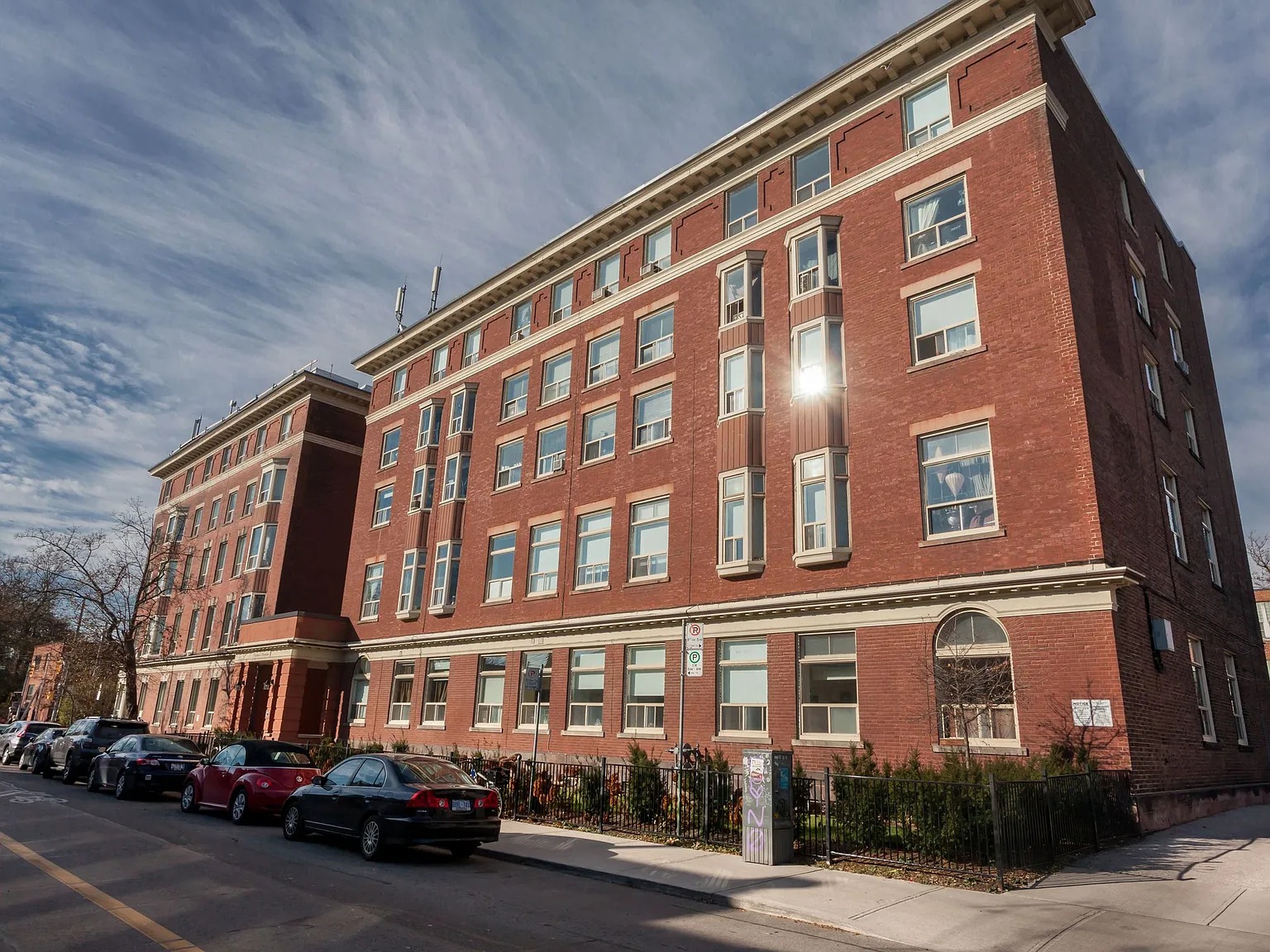 150 Fermanagh Avenue — Photo 3