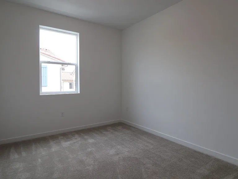 1713 River Vis — Photo 12