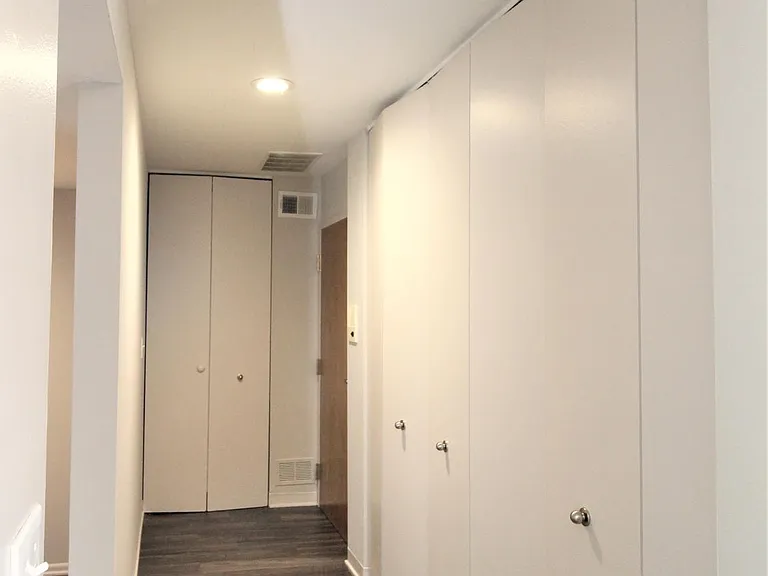 818 W Willow St #3C — Photo 11
