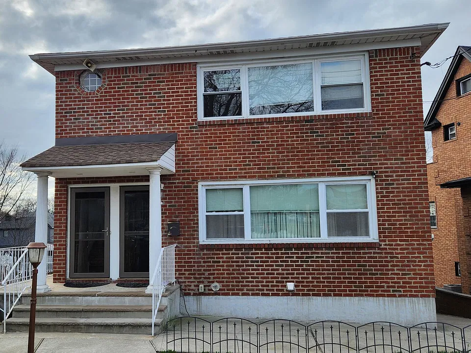 336 Manor Rd
