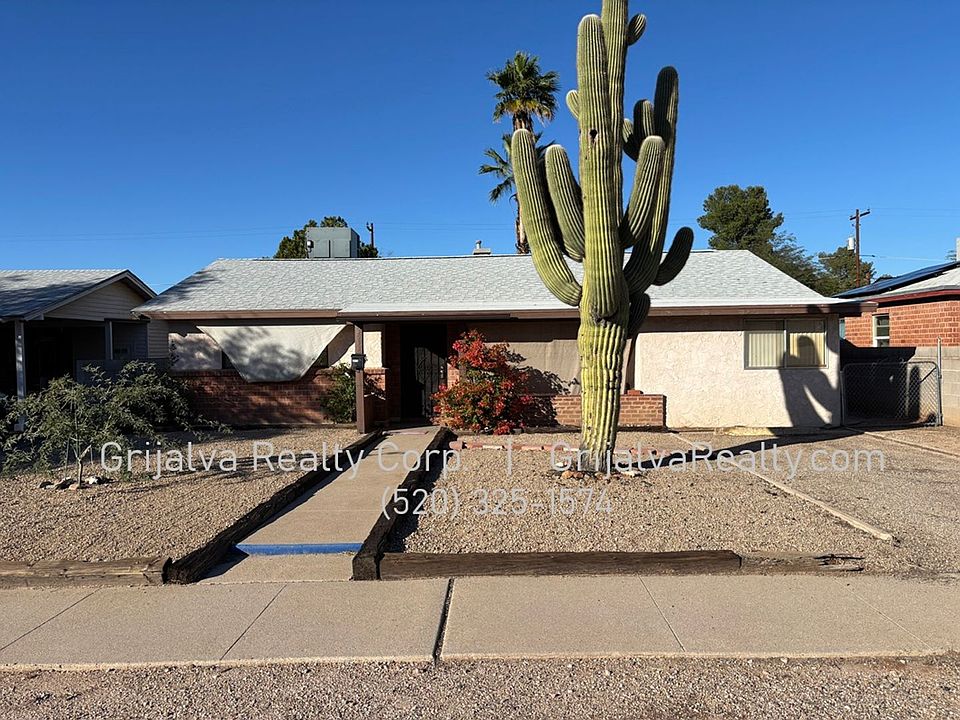 1st image of 2613 E Beverly Dr