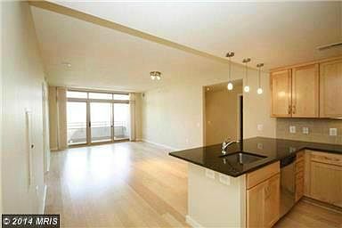 3rd image of 888 N Quincy St Unit 1812