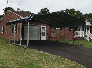 137 Locust Ave, Winchester, VA 22601