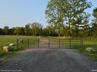 54620 Washington St, Chesterfield, MI 48047