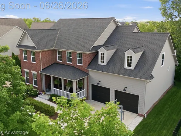 51121 Gold Ridge Ln, Canton, MI 48188