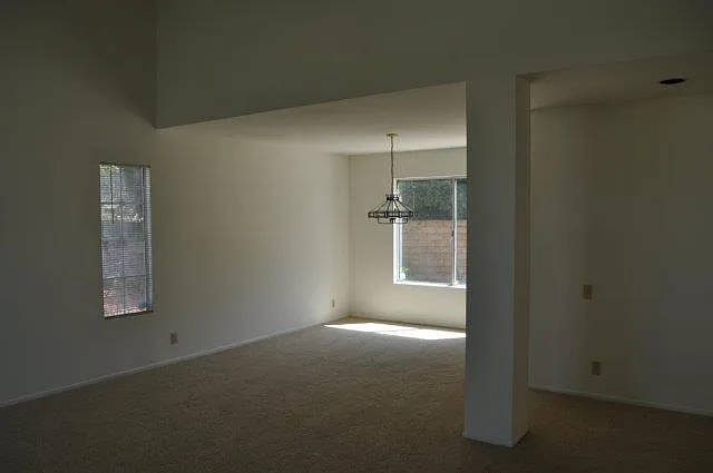 2174 Shadetree Ln — Photo 6