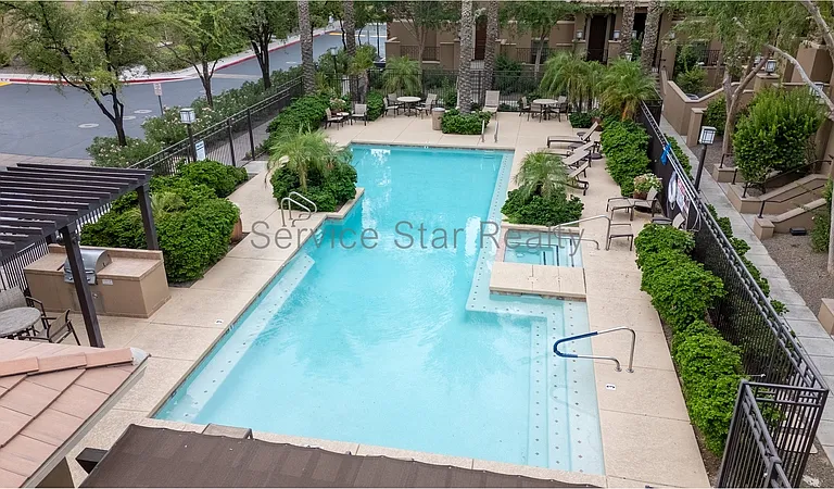 5550 N 16th St #109 — Photo 23