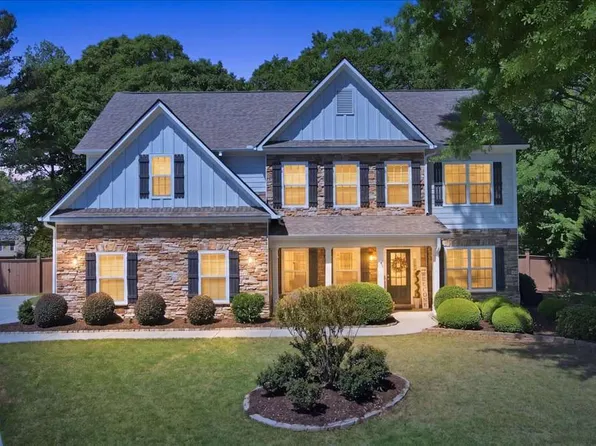 1734 Lakeland Ln, Monroe, GA 30656