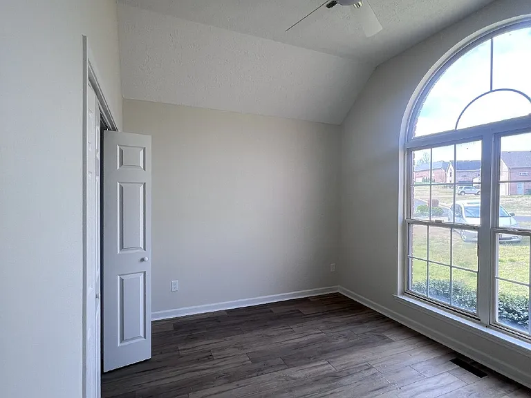 110 Koleberg Trl — Photo 23