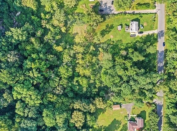 3rd image of Old Pawling Road