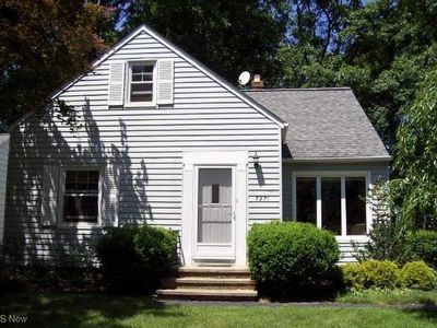 5271 Case Ave, Lyndhurst, OH, 44124