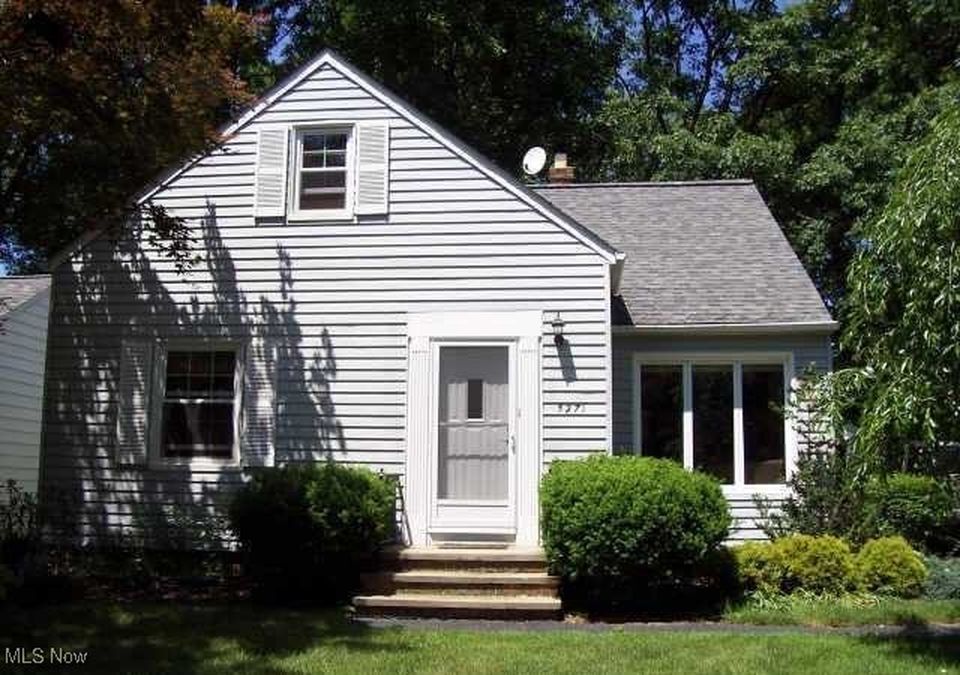Real estate listing image