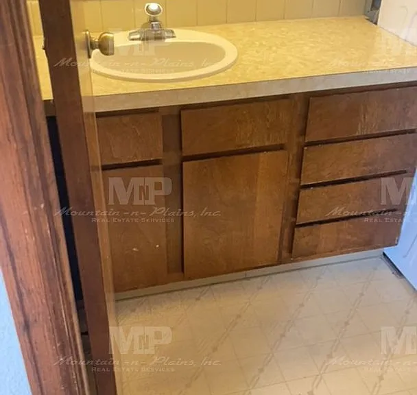 1624 Azalea Dr #1 — Photo 7