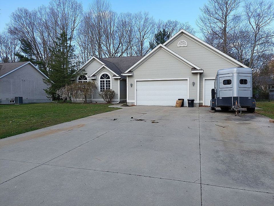 1st image of 6829 Lakita Dr