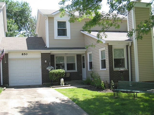 1st image of 850 Colony Lake Dr #850
