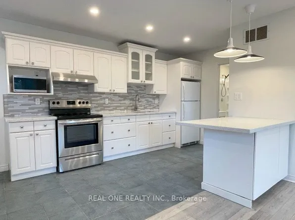 2116 Mountainside Dr Unit 2, Burlington, ON L7P 1B2