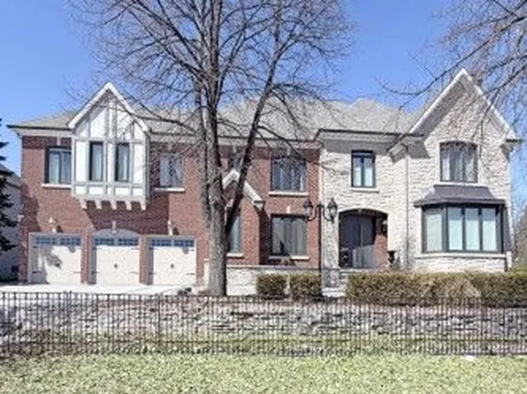 2 Cortina Ct N, Richmond Hill, ON L4B 3G8
