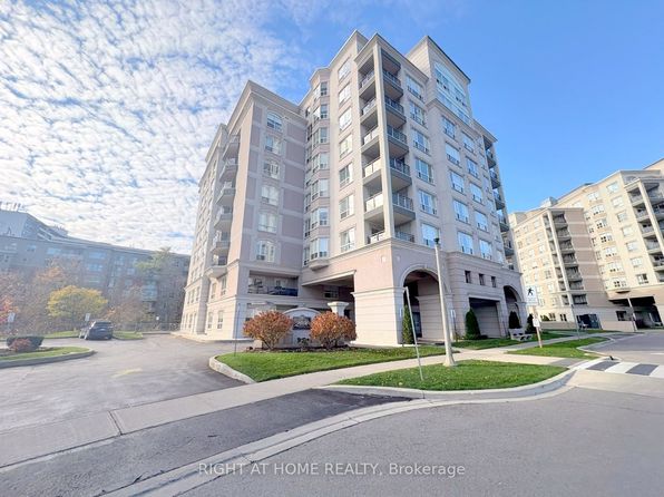2000 Creekside Dr #202, Hamilton, ON L9H 7S7
