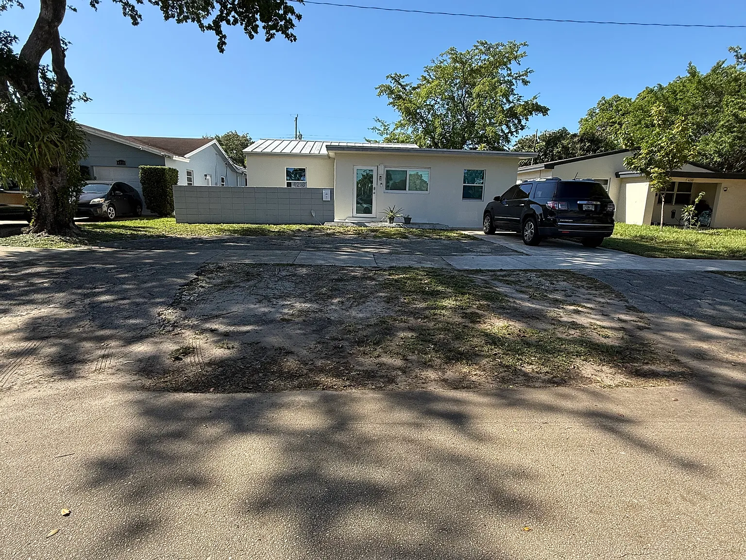 2 bed, 1282 sqft, $2,700 — Photo 1