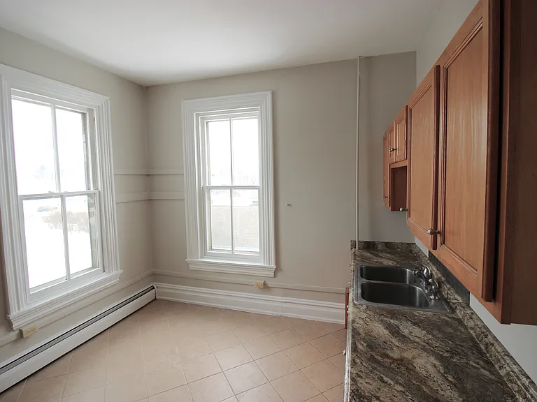 344 Hodgson St #3 — Photo 8