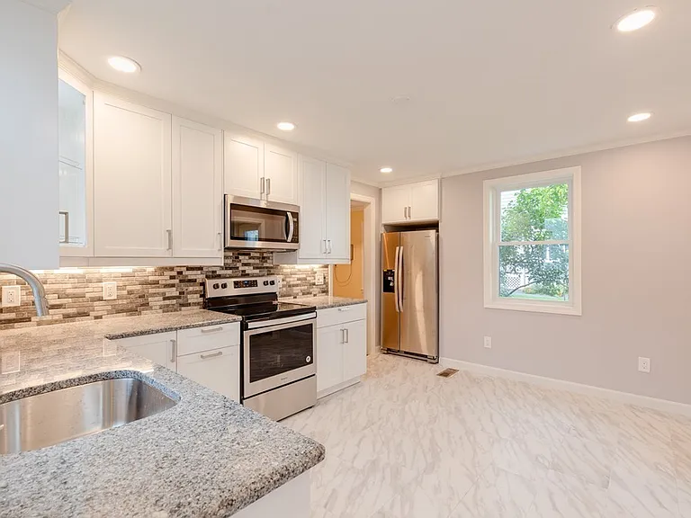 20 Chester St #1 — Photo 11