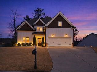 12 Bridgestone Way SE, Cartersville, GA 30120